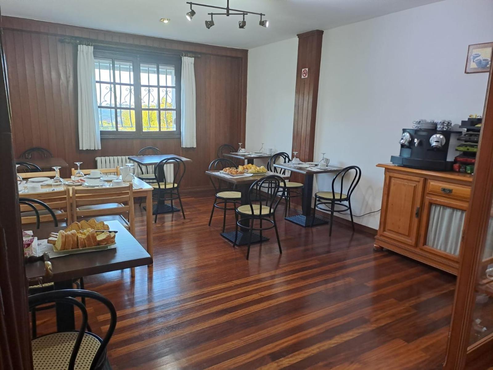 Hostal Boavista Costoia Екстер'єр фото